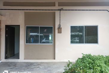 Sibu Single Storey Terrace at Taman Kemuyang