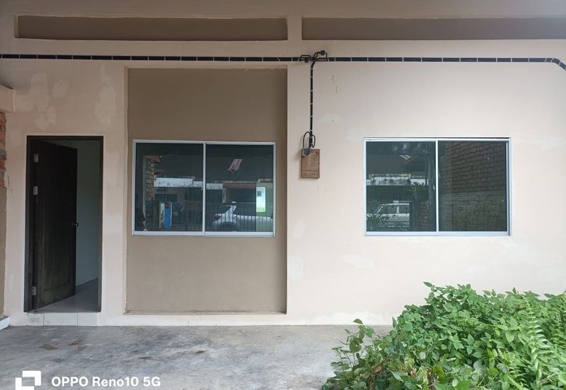 Sibu Single Storey Terrace at Taman Kemuyang