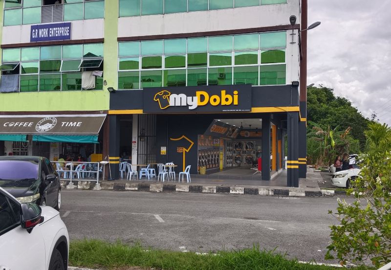 Sibu 3 Storey Shophouse Corner at Jalan Teku