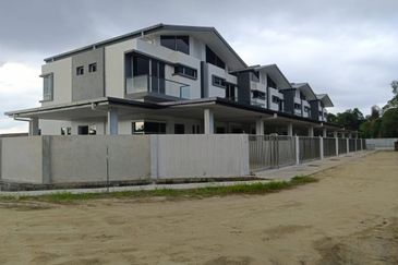 Sibu - Double Storey Terrace at Jalan RTM