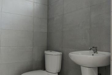 Sibu - Double Storey Terrace at Lorong Ulu Sg Merah 52s