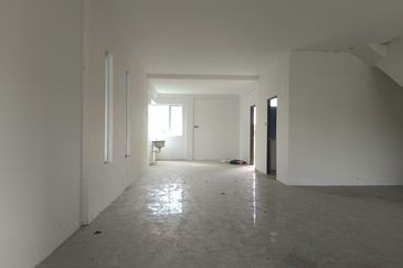 Sibu Double Storey Corner at Jalan Old Oya