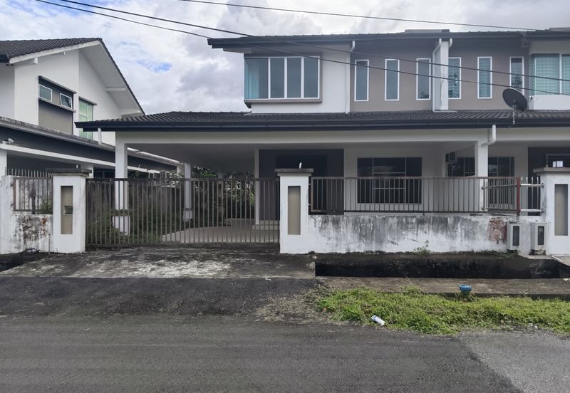 Sibu Double Storey Corner at Jalan Old Oya