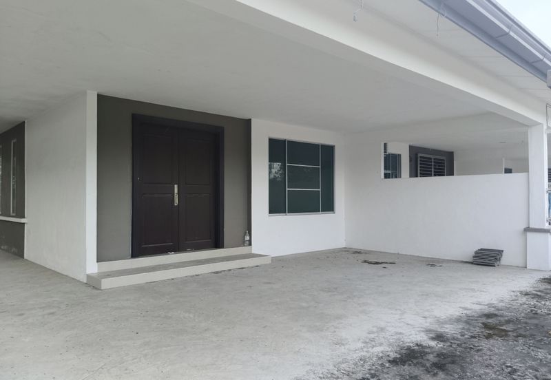 Sibu Double Storey Corner at Jalan Old Oya