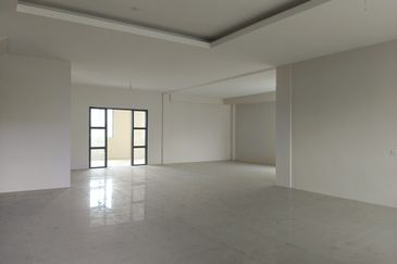 Sibu - Double Storey Semi Detached at Jalan Old Oya