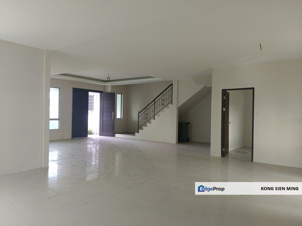 Sibu - Double Storey Semi Detached at Jalan Old Oya, Sarawak, Sibu