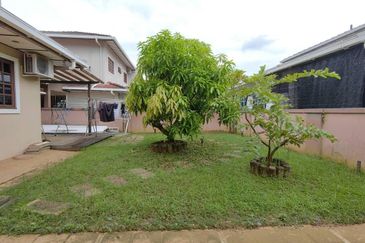 Kuching Double Storey Semi D at Jalan Stutong Baru