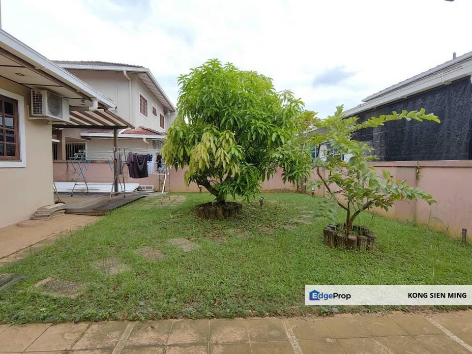 Kuching Double Storey Semi D at Jalan Stutong Baru, Sarawak, Kuching