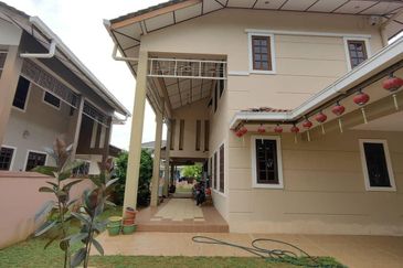 Kuching Double Storey Semi D at Jalan Stutong Baru