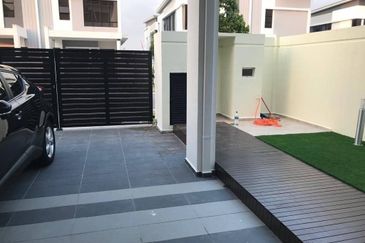 The Canal Garden South, Horizon Hills