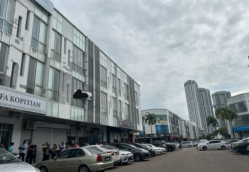 Oasis 2 @ Tropicana Danga Cove