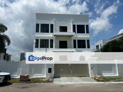 Molek Penderosa 3 Storey Bungalow, Johor, Johor Bahru
