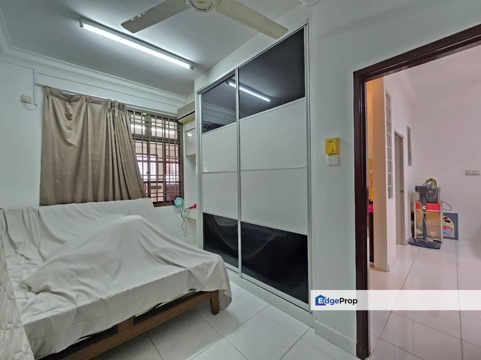 Pelangi Indah 1.5 Storey Terrace, Johor, Ulu Tiram