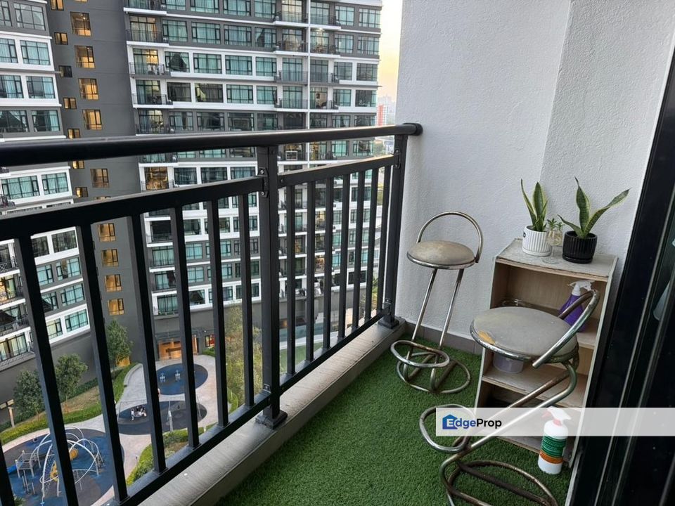 Molek Regency Apartment With 2 Car Park, Johor, Johor Bahru