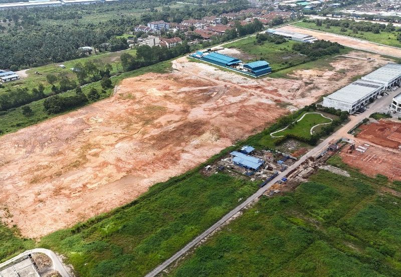 Pontian Batu 17.9 Acres Land