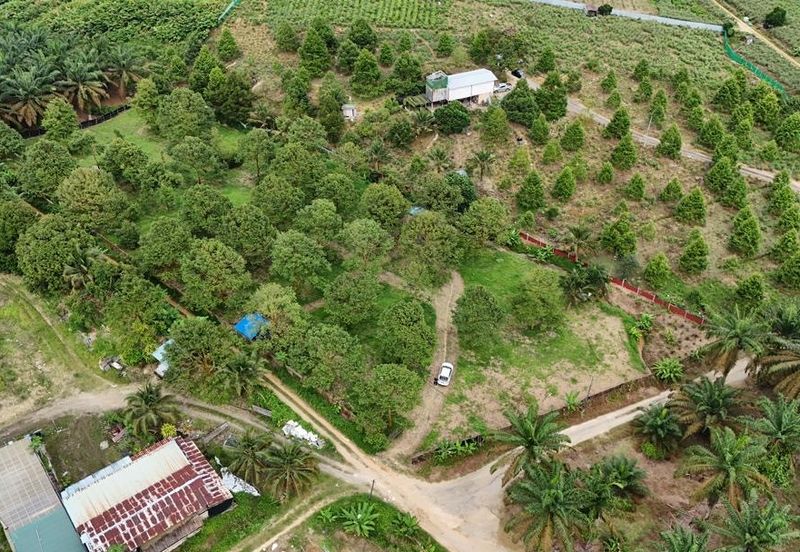 Bukit Batu 1.76 Acres Land