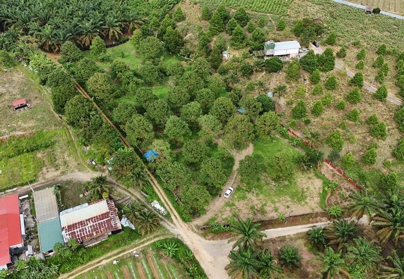 Bukit Batu 1.76 Acres Land