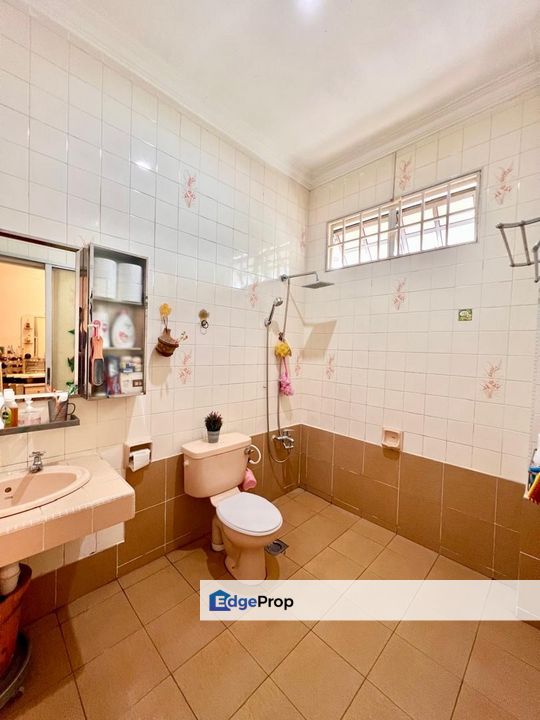 Taman Perling Bungalow, Johor, Johor Bahru