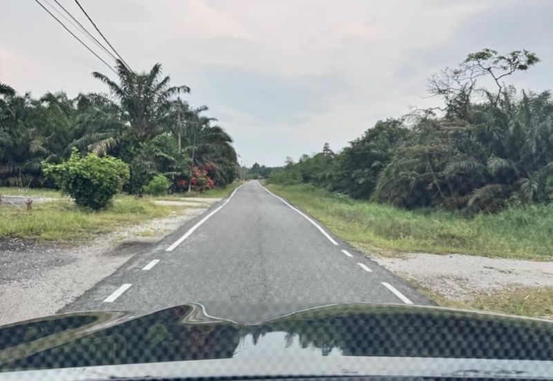 Pontian 3.548 Acres Land Near Seaside