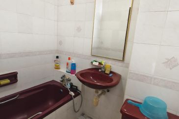 Mewah View Luxurious Apartments