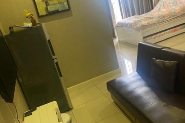 Dedaun Hijau (Greenfield Regency)