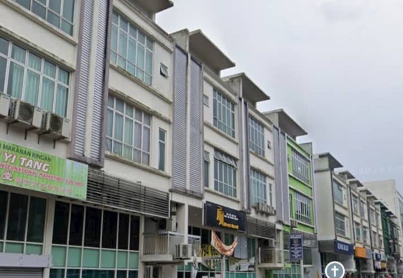 Pusat Perdagangan Danga Utama