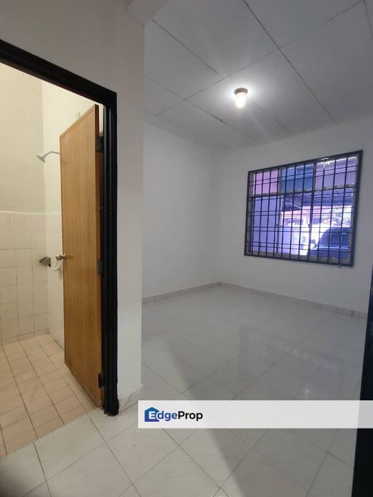 Puteri Wangsa Single Storey Terrace, Johor, Ulu Tiram