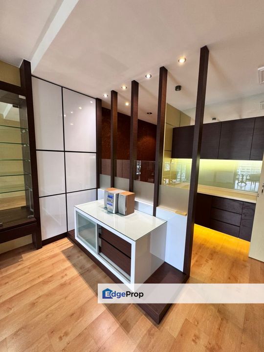 Lake View Suites Apartment, Johor, Johor Bahru