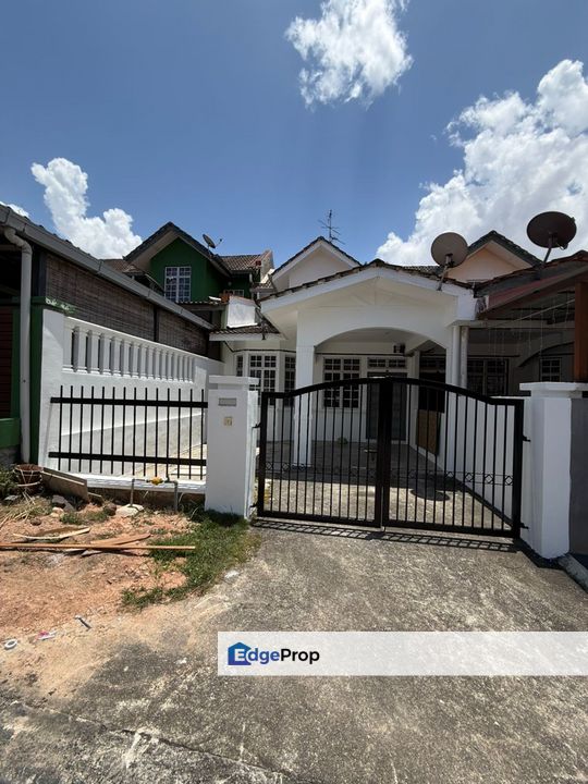 Bukit Tiram Double Storey Terrace, Johor, Ulu Tiram