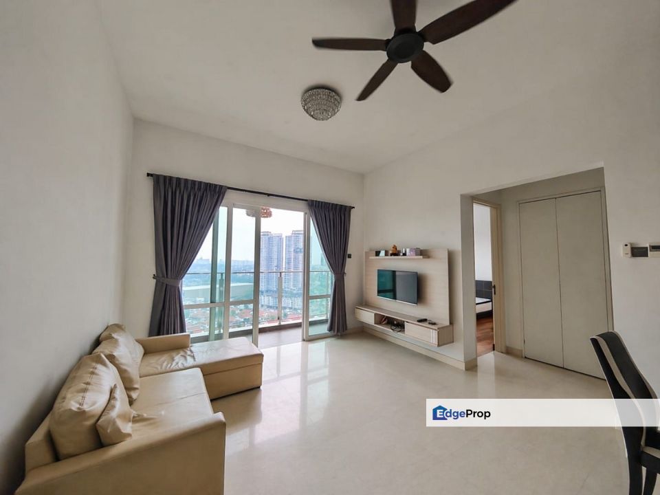 TriTower Residence Near Ciq, Johor, Johor Bahru