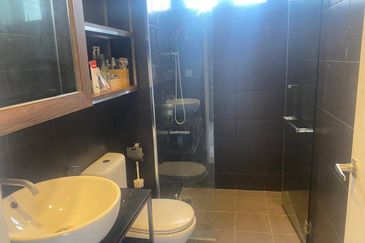 Meridin Suites Residences