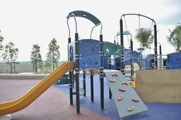 Almas @ Puteri Harbour