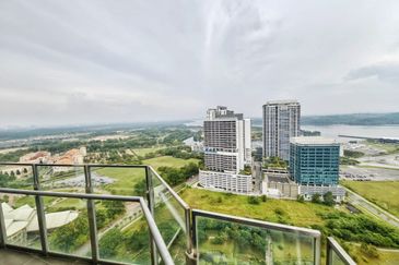 Almas @ Puteri Harbour