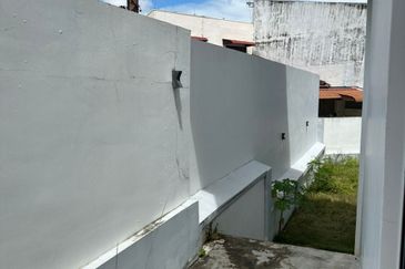 Taman Nong Chik Heights