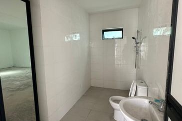 Taman Nong Chik Heights