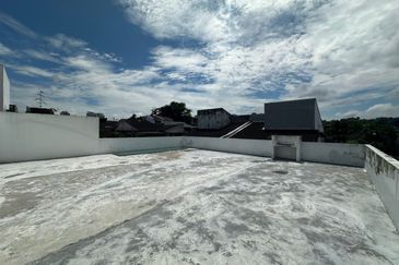 Taman Nong Chik Heights