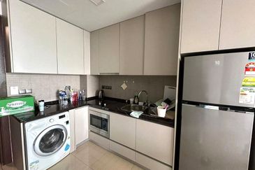 Puteri Cove Residences