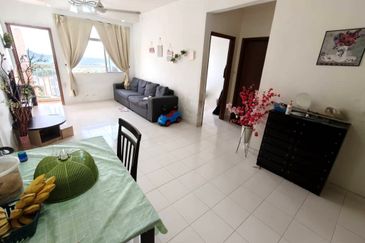 Villa Krystal, Bandar Selesa Jaya