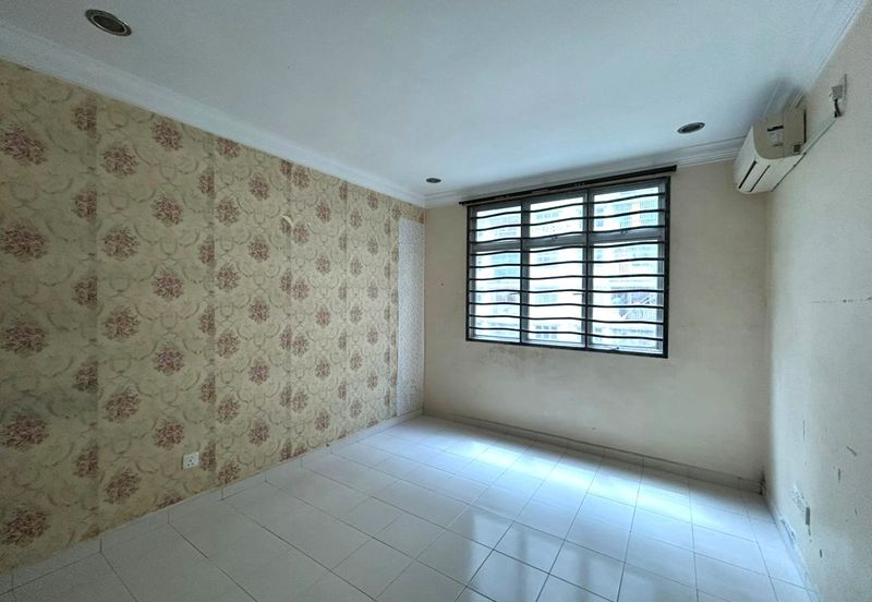 Villa Krystal, Bandar Selesa Jaya