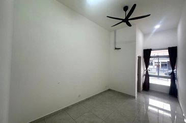 Iconia Garden Residence @ Taman Impian Emas