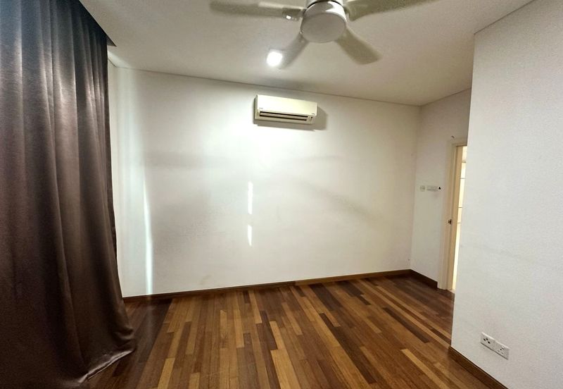 1Medini & Medini Signature