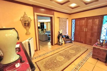 Stulang Laut / Darat