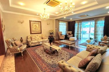 Stulang Laut / Darat