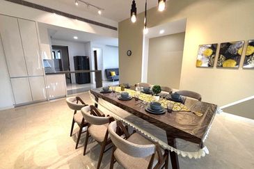 The Astaka @ 1 Bukit Senyum