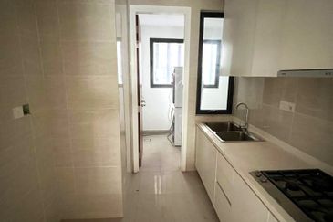 The Astaka @ 1 Bukit Senyum