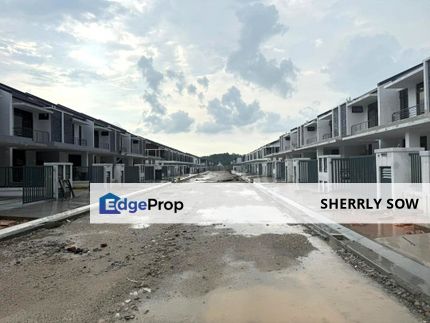 Rini Home 8 @ Mutiara Rini, Johor, Skudai