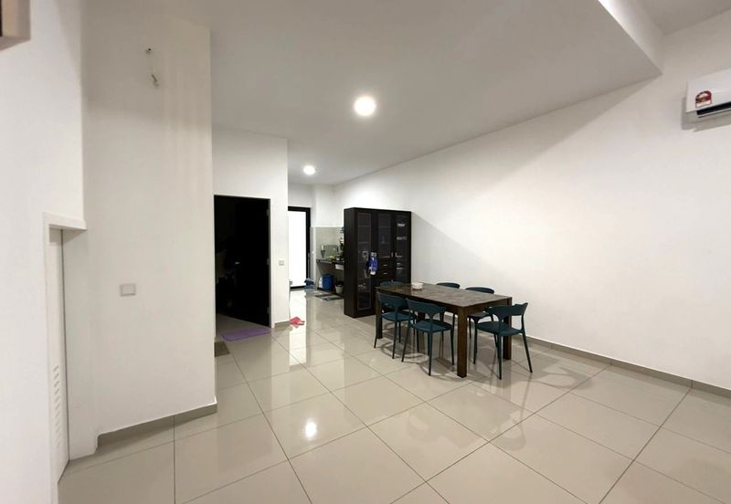 Tate Callington @ Eco Botanic 2