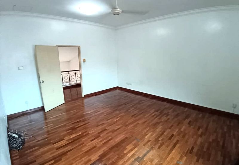 Taman Sutera Perling