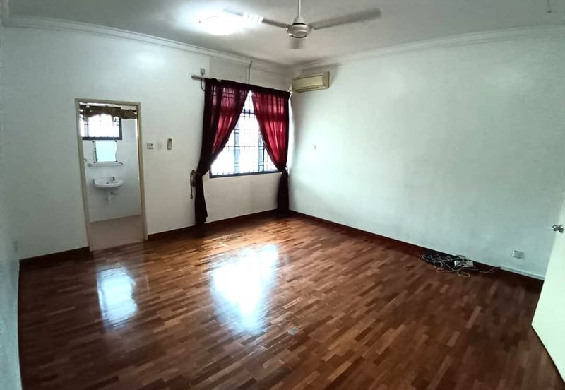 Taman Sutera Perling