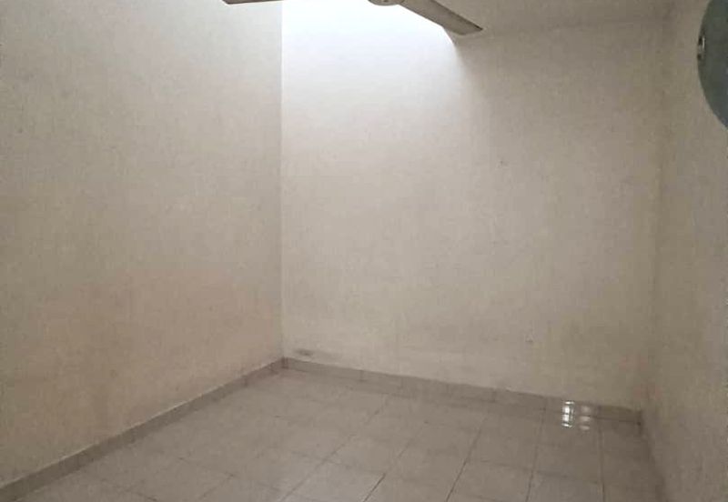 Taman Sutera Perling